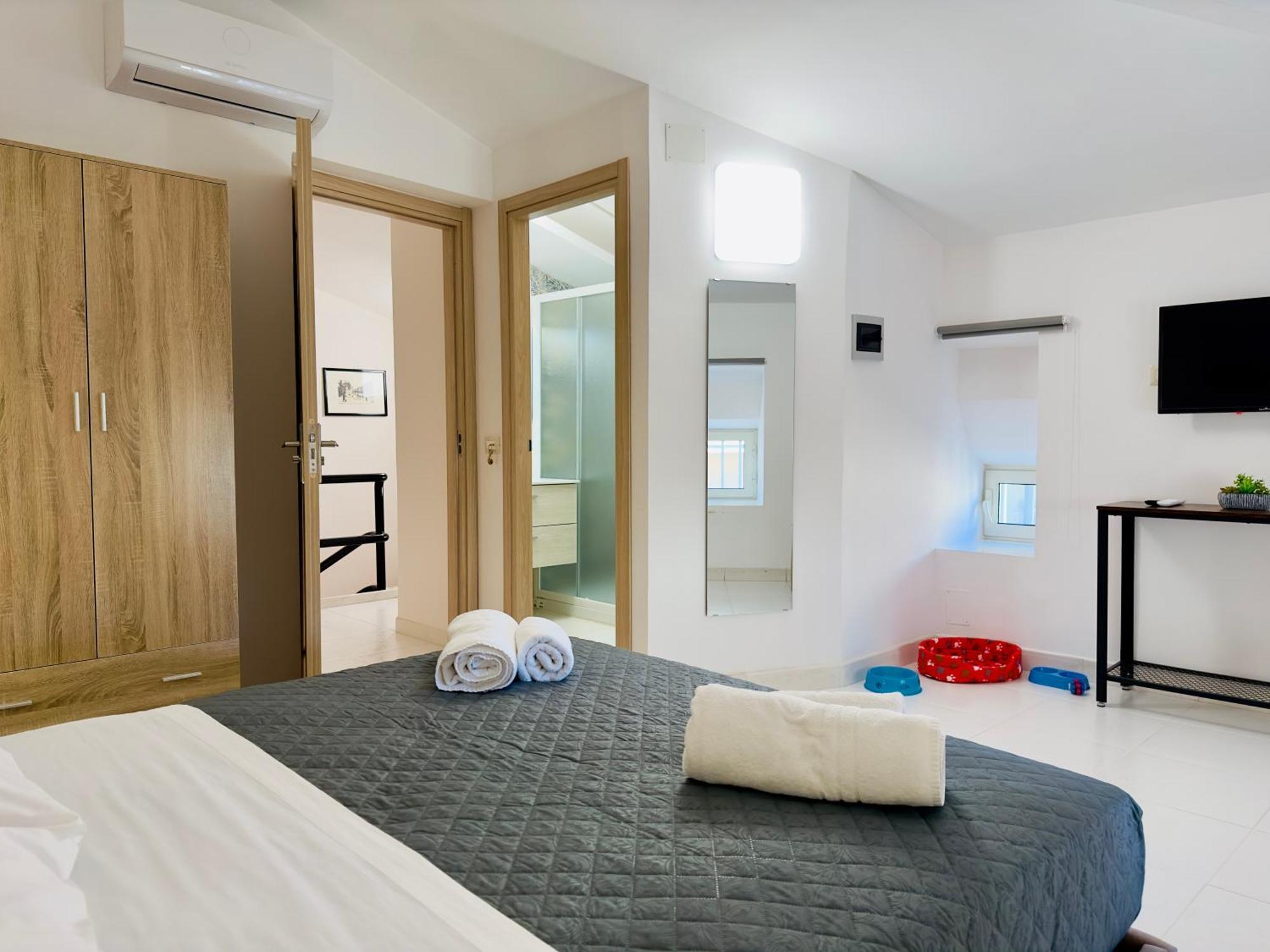 Unique Rooms In Centro Citta Bagno Privato E Climatizzatore Ragusa Exterior foto
